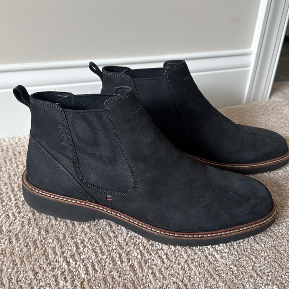 Men's Black Chelsea Boots - Picture 2 of 8